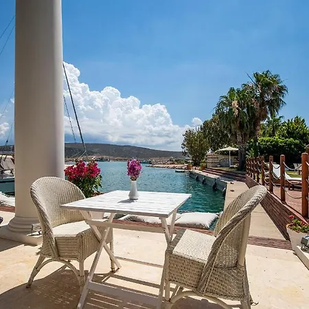 Port 3* Alaçatı