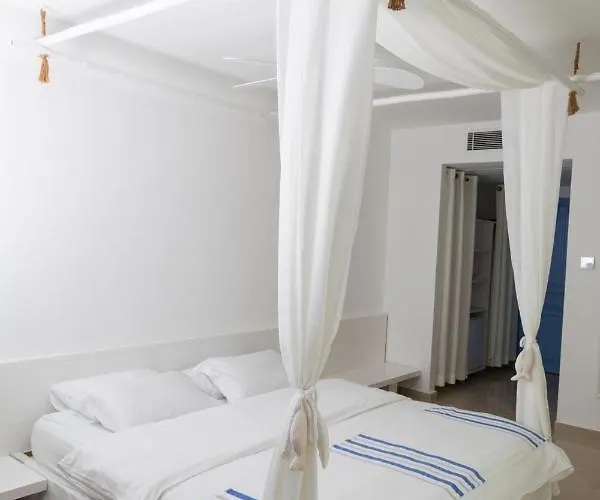 Port Hotel