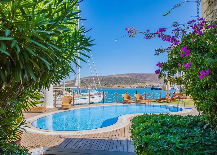 Port Hotel 3*
