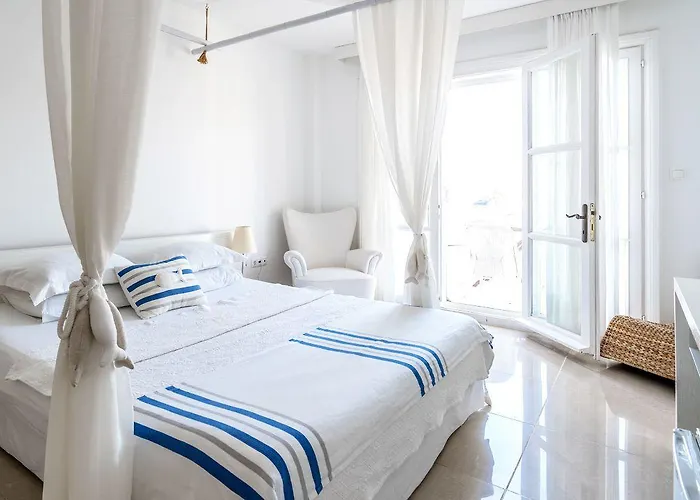 Port Hotel 3*