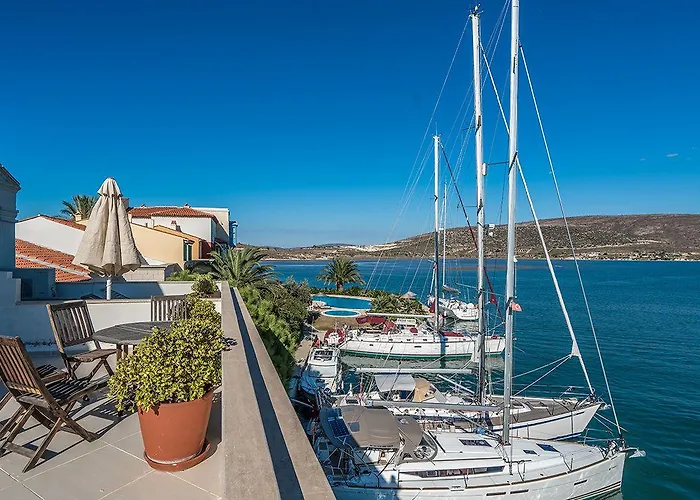 Port Hotel 3*